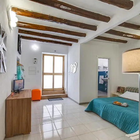 Holiday home Scenario Holiday's *